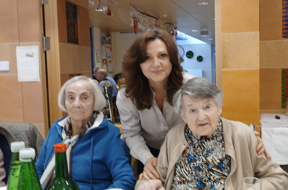 Jubliar/in mit Gratulanten