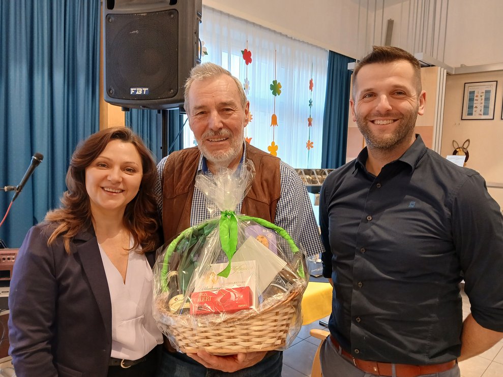 Jubilar/in mit Gratulanten