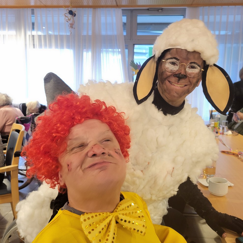 Verkleidete Personen